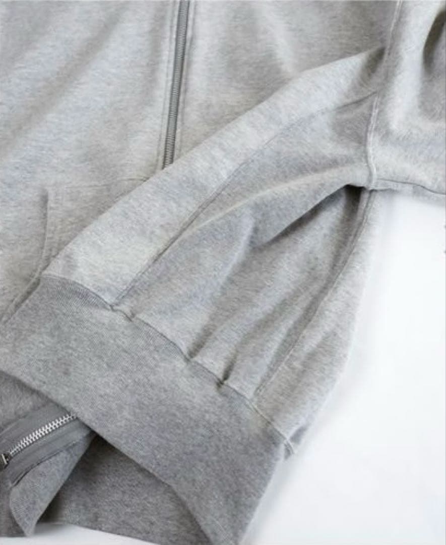 【新品値札付き】SOLAMONAT ふわりと裏毛ヴィンテージジップパーカー