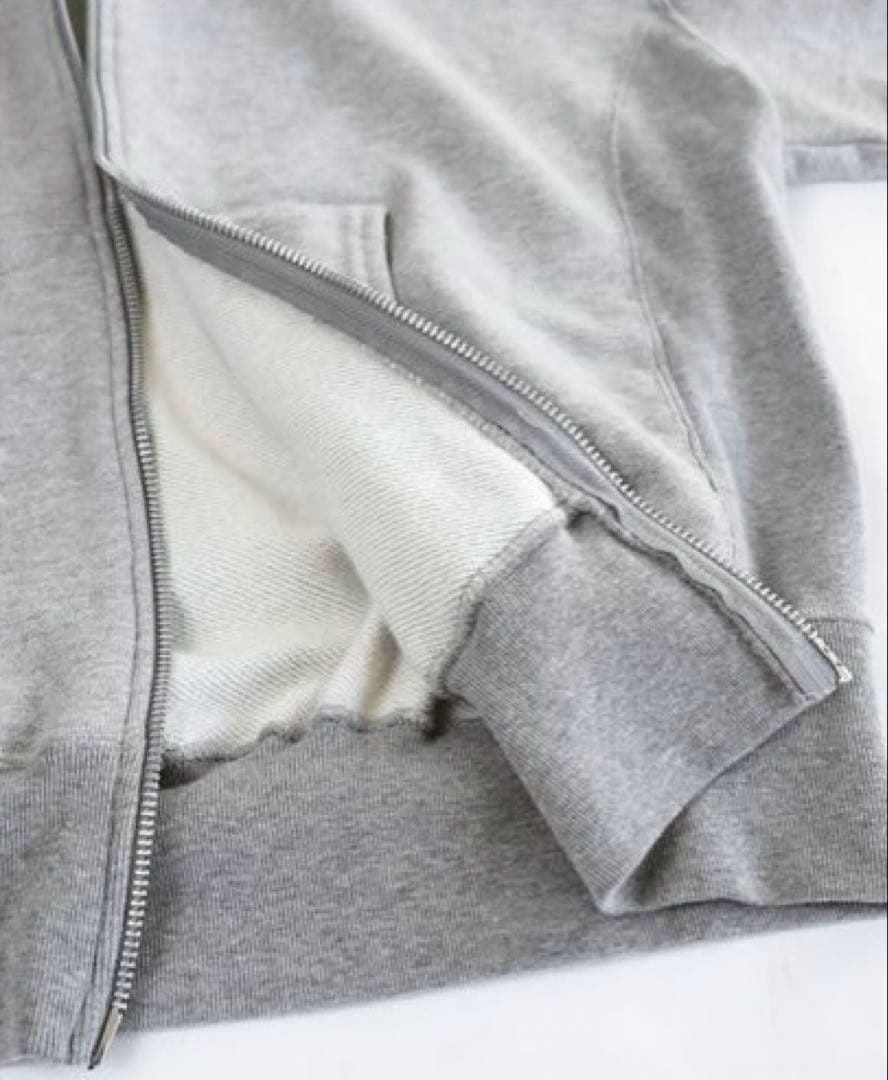 【新品値札付き】SOLAMONAT ふわりと裏毛ヴィンテージジップパーカー