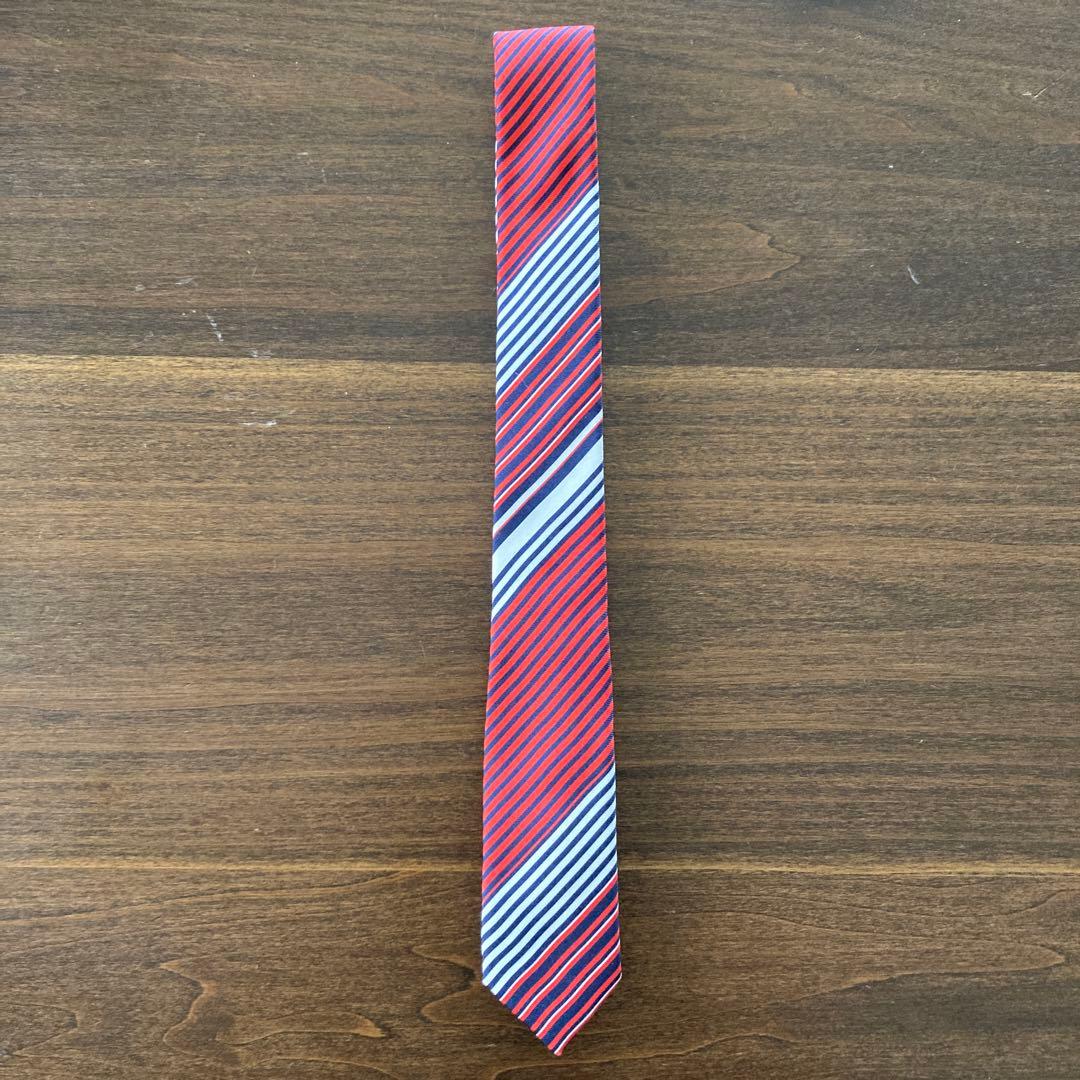 PRADAのネクタイ