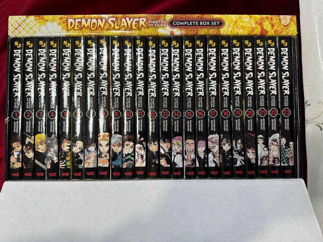 【ばぶ太郎】英語版 全巻 鬼滅の刃 全23巻 特別ボックス入り