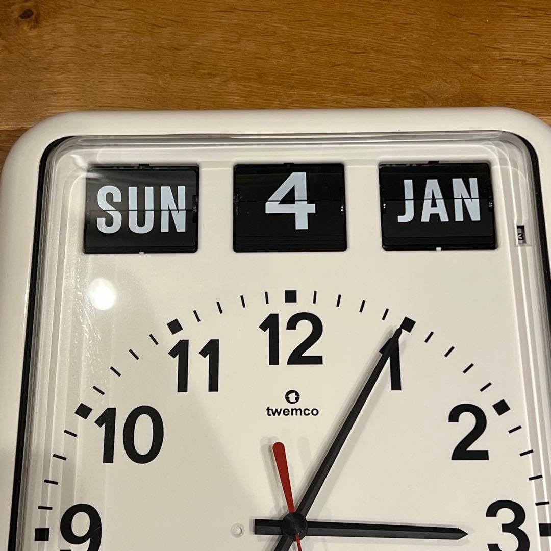 m*s様 twemco 壁掛け時計 電波時計 トゥエンコ パタパタ時計 日めくり