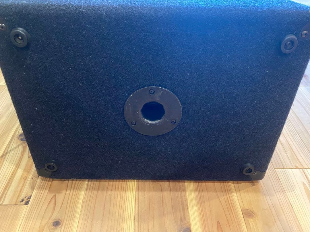 Roland KC-300 55w 4チャンネル入力付き