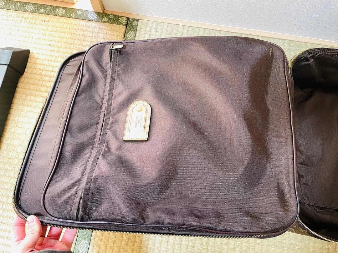 ルイ・ヴィトン キャリーケース　LOUIS VUITTON #18