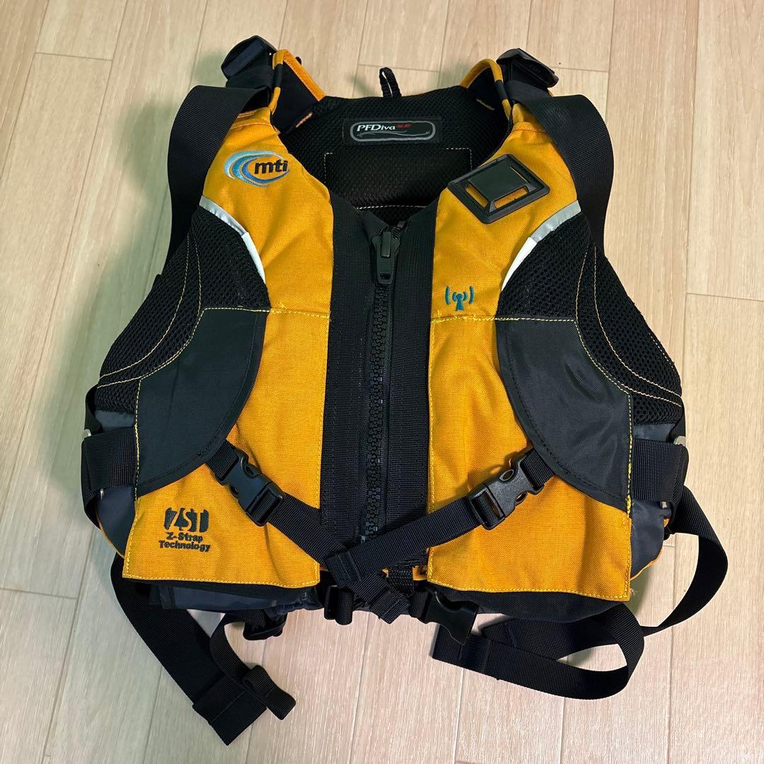 MTI ライフジャケット