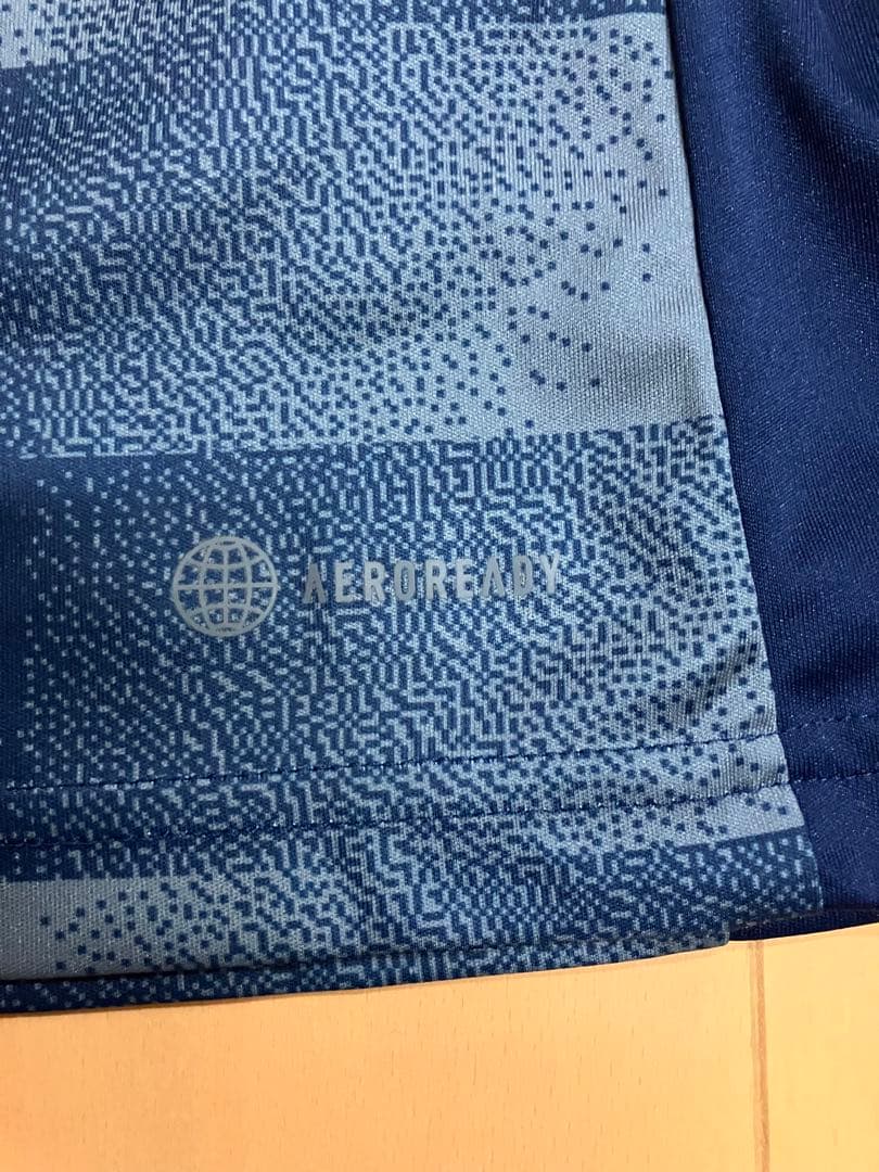 横浜Fマリノス　横浜Denaベイスターズ　コラボ　ユニフォーム　サッカー