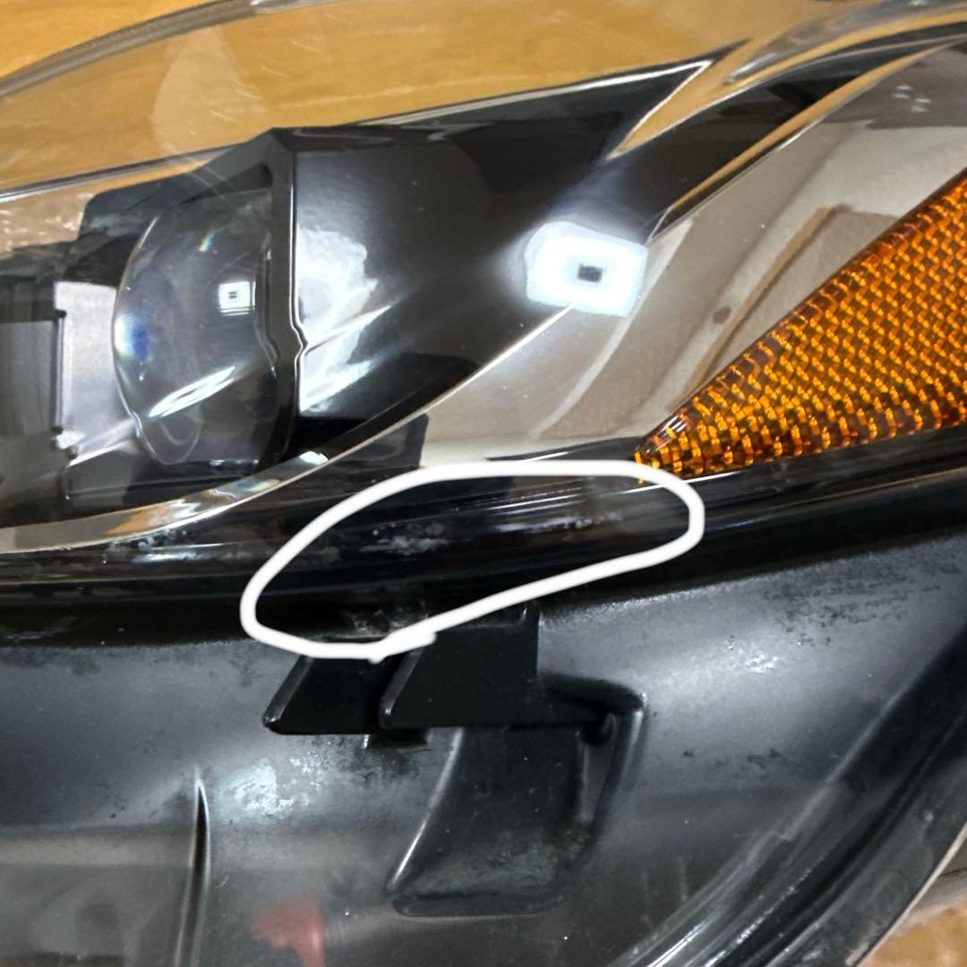 プリウス PHV LEDヘッドライト　左側