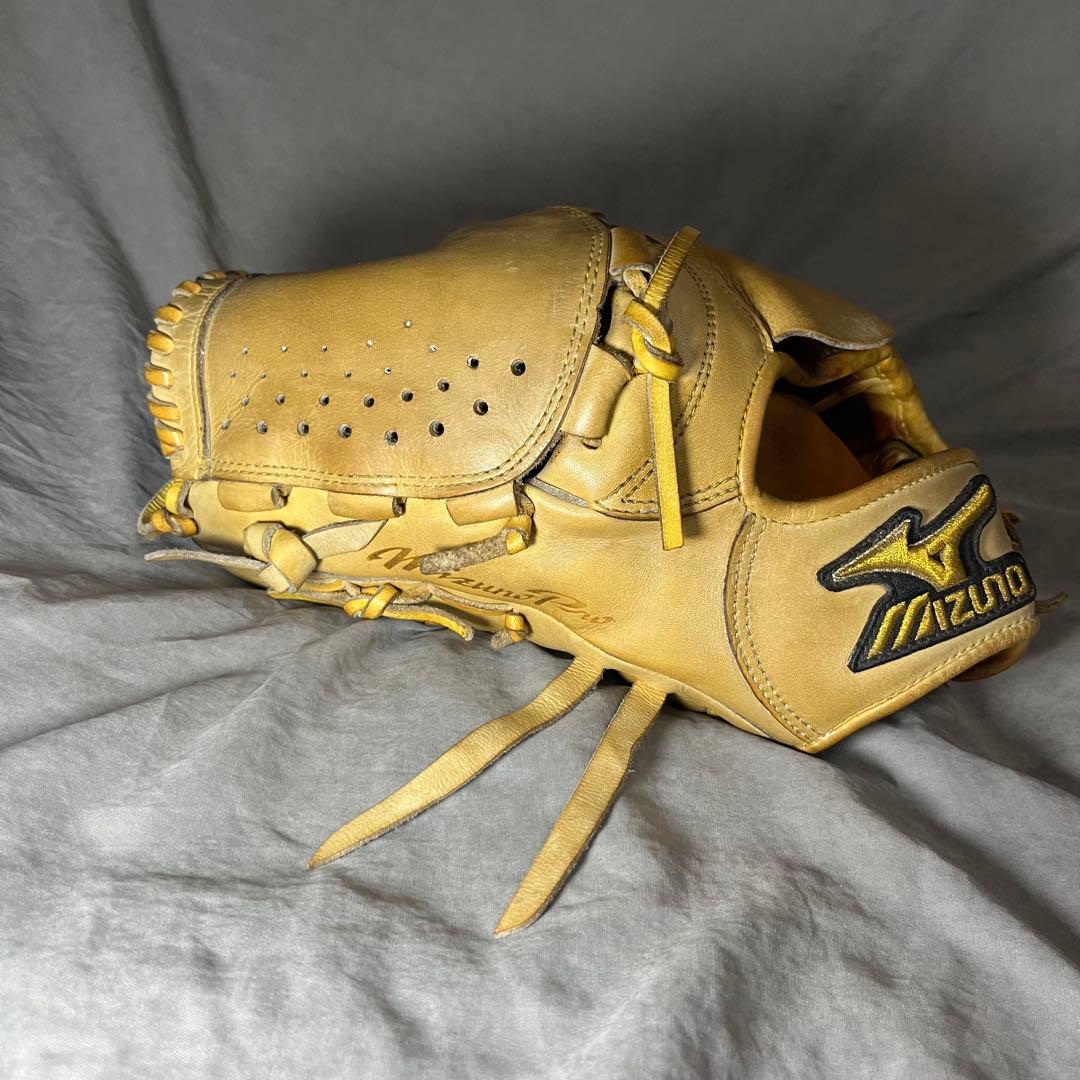 ミズノプロ　硬式投手用グラブ　旧タグラベル　左投げ用　左利き