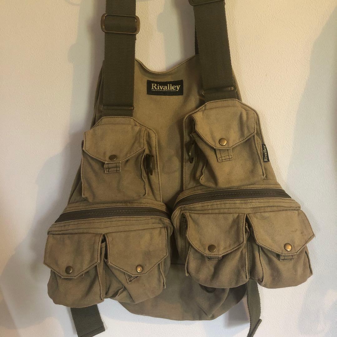 リバレイ フィッシングベスト