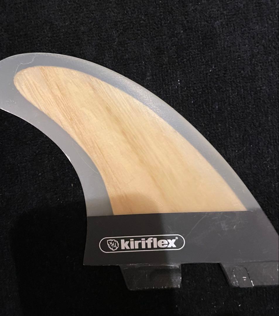 FCS2 フィン PERFORMER Kiriflex SizeＭ