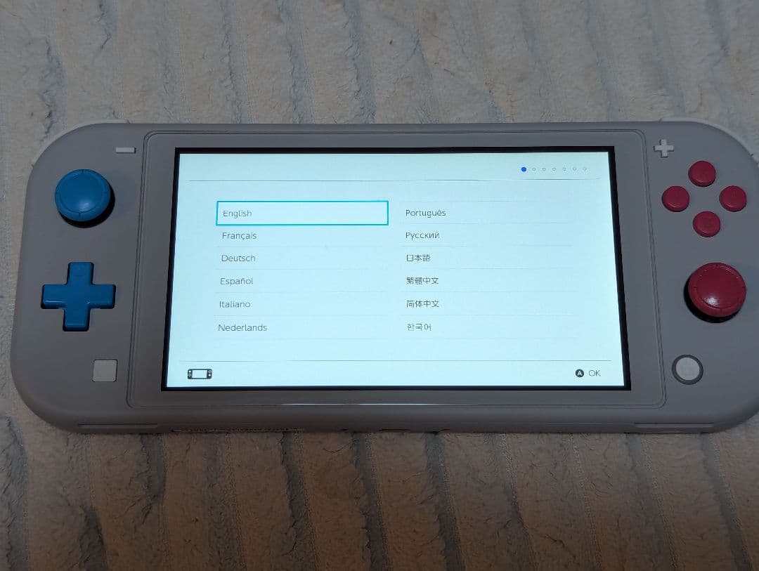 Nintendo Switch Lite ポケモン柄　本体・充電器