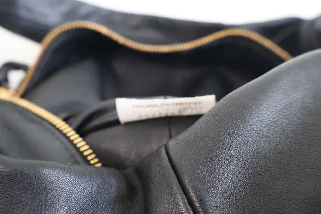 ボッテガべネタ　ダブルノット　ショルダーバッグ