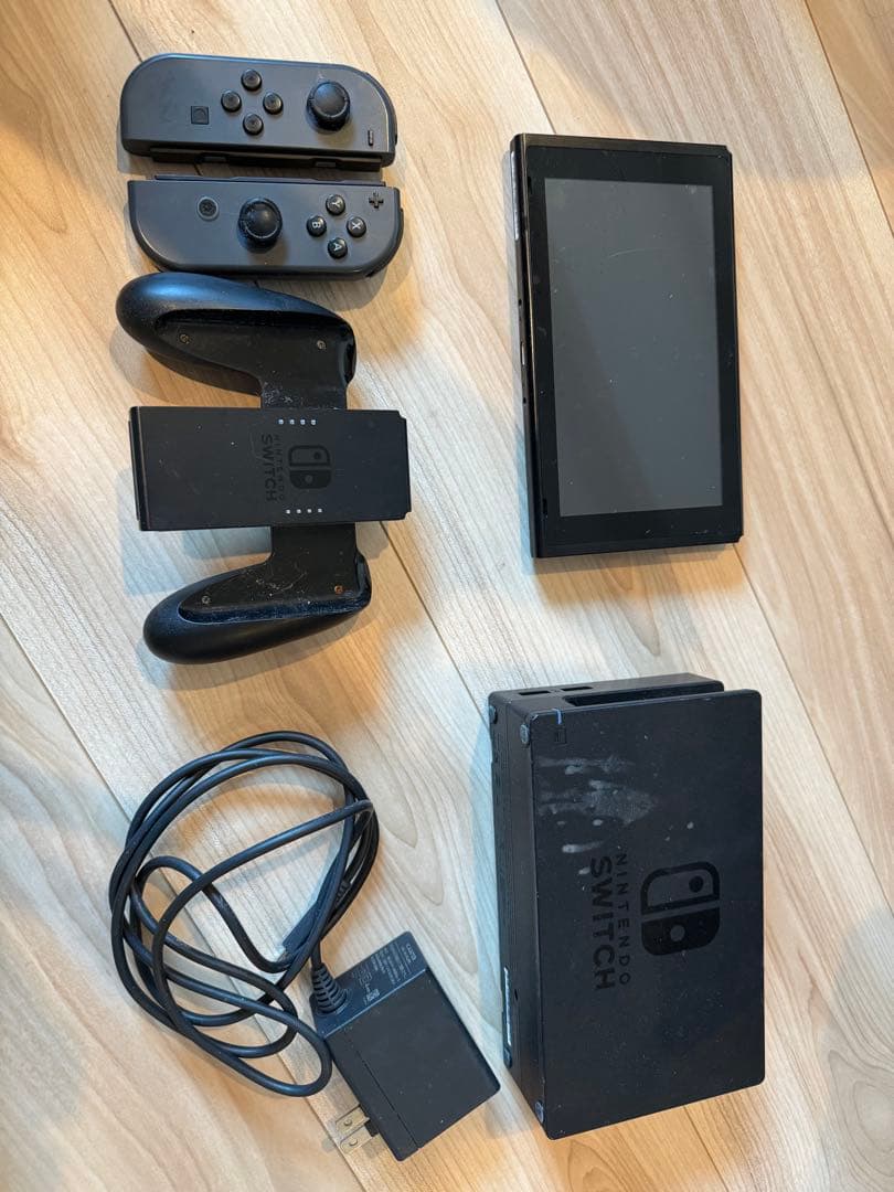Nintendo Switch 本体 ブラック 付属品あり