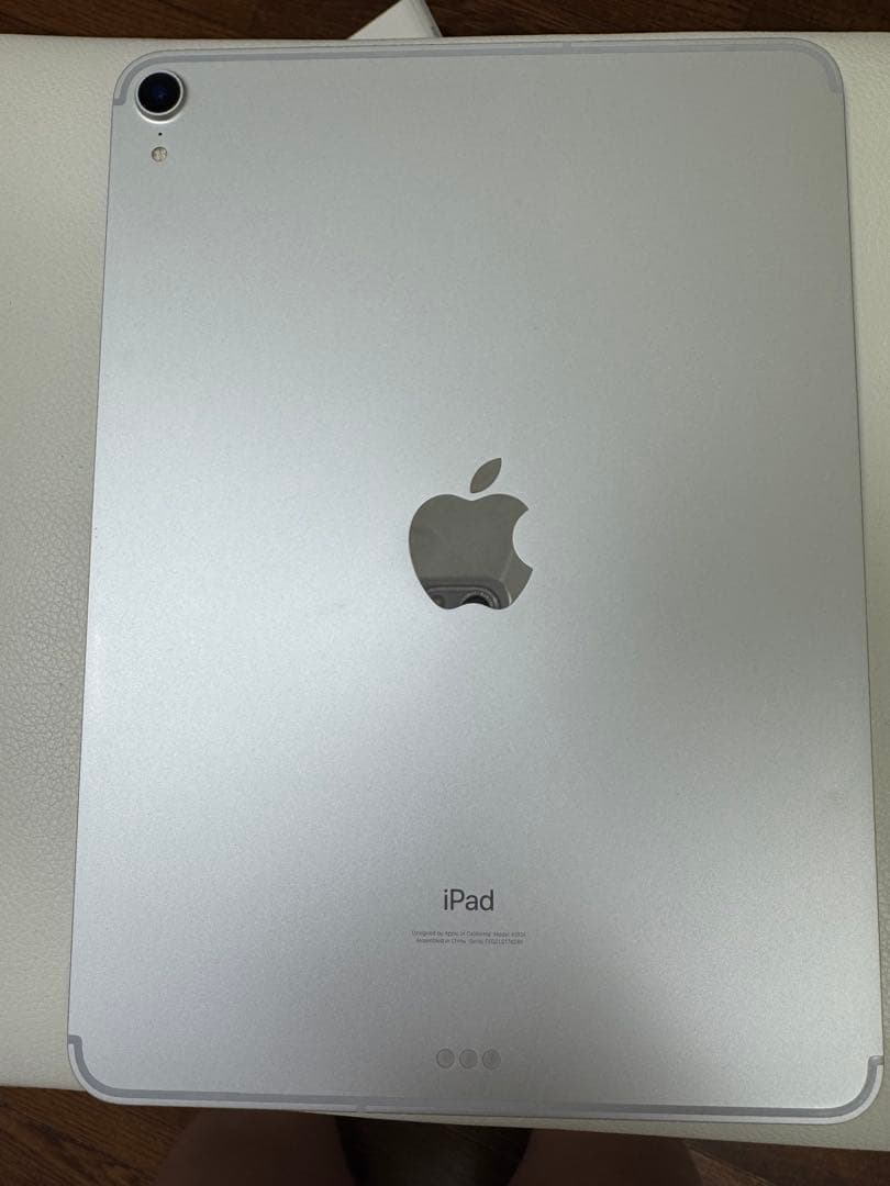 iPad Pro 11-inch (第1世代) Wi-Fi + Cellular