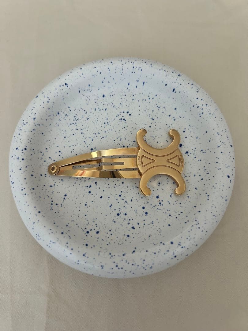 CELINEヘアクリップ　1個売り