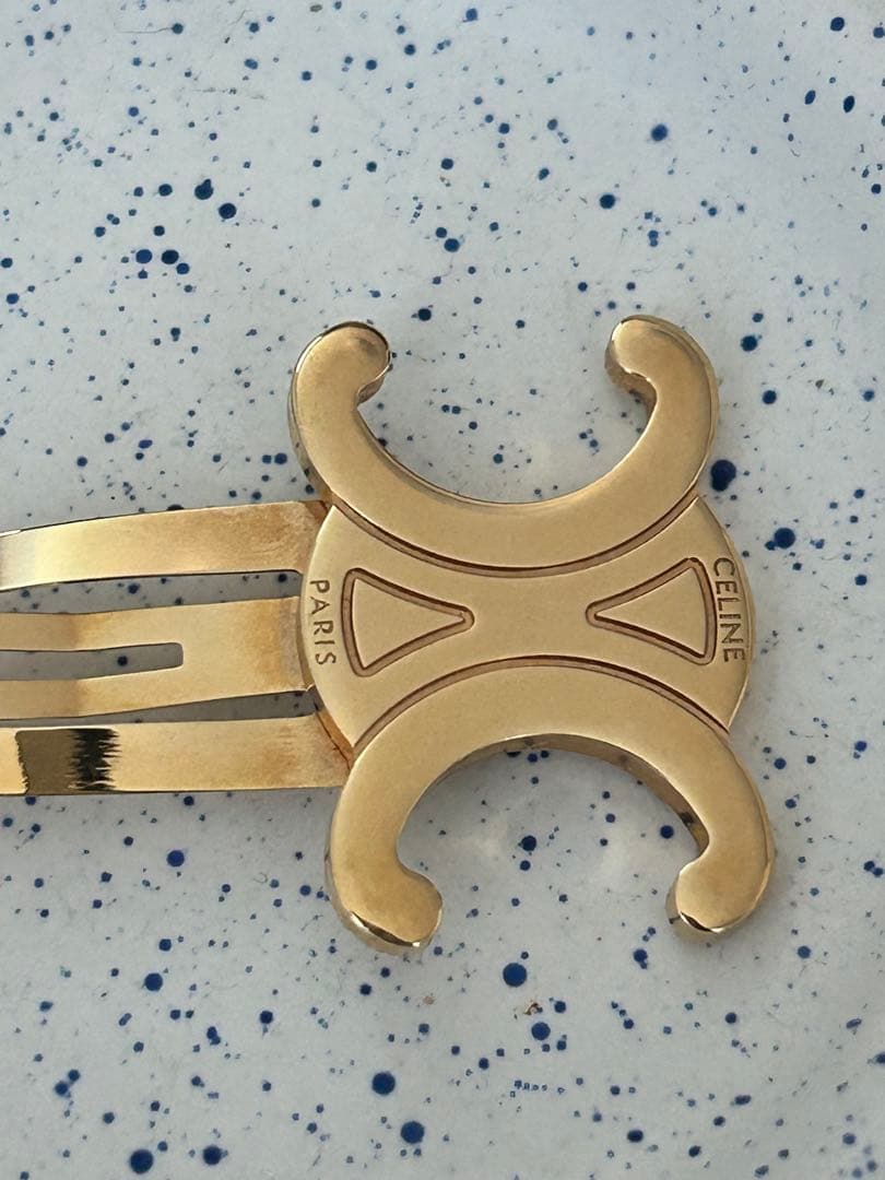 CELINEヘアクリップ　1個売り