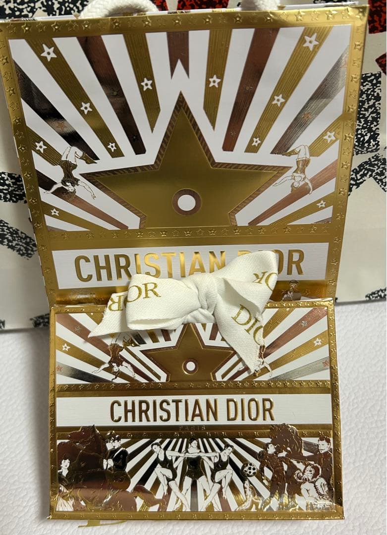 ラスト1点　本日発送　新品ディオールショウ サンク クルール　912 ホリデー