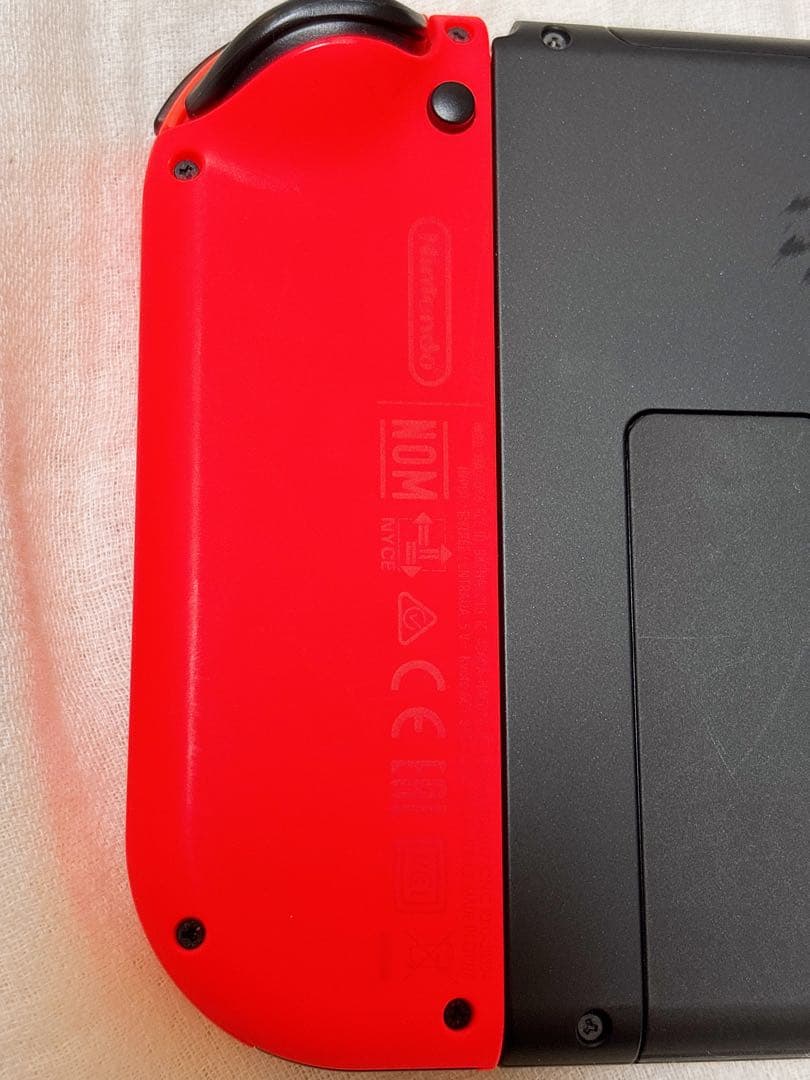 Nintendo Switch 本体 青/赤ジョイコン