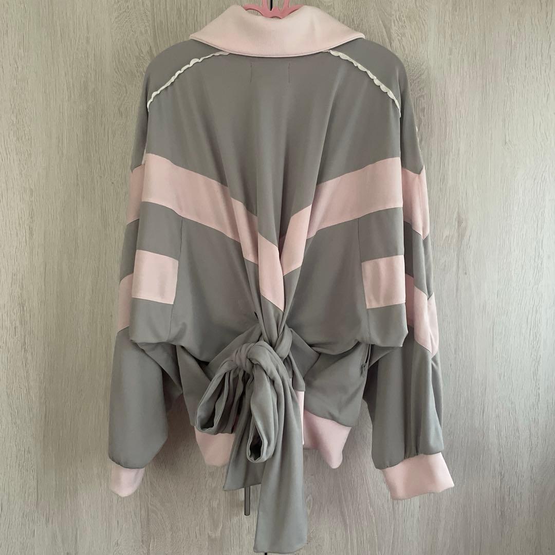 ケイスケカンダ　リボン結びのジャージ