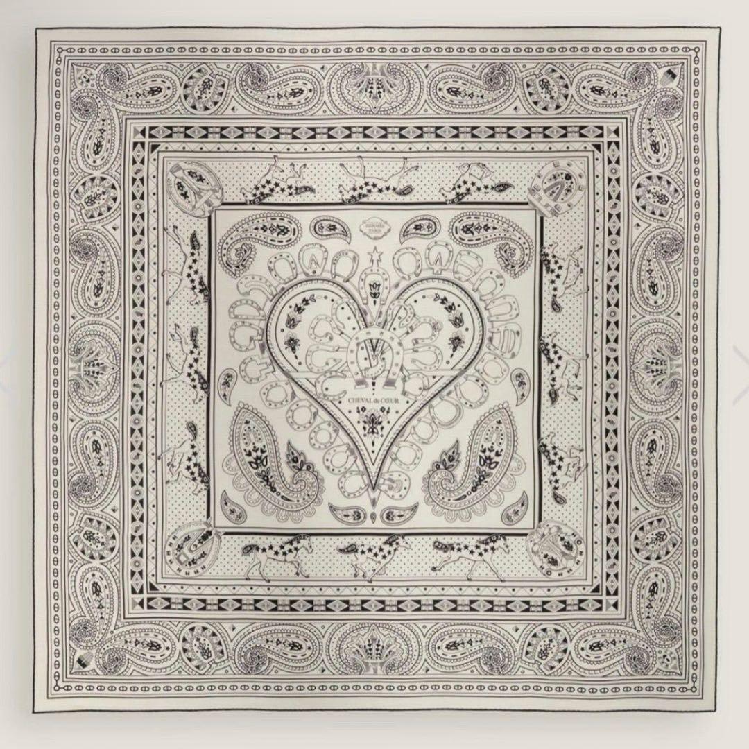 新品　エルメス　カシシル140　シュヴァルドゥクールバンダナ　白黒　モノトーン