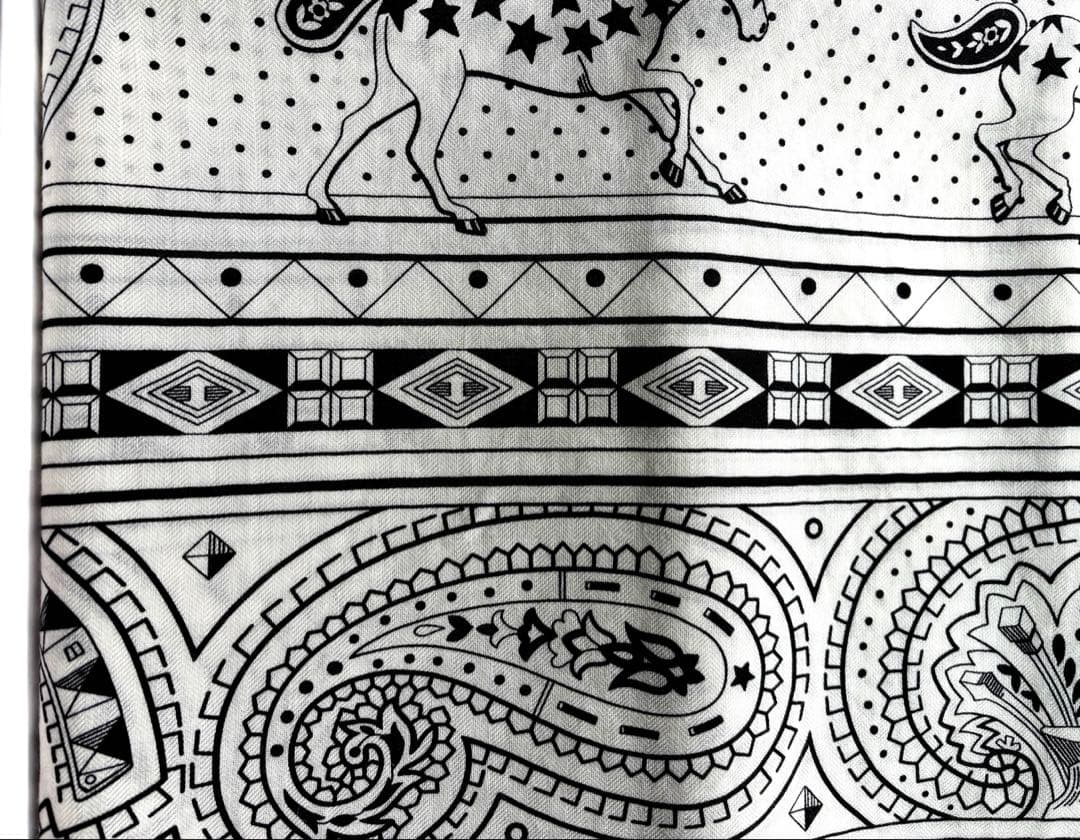 新品　エルメス　カシシル140　シュヴァルドゥクールバンダナ　白黒　モノトーン