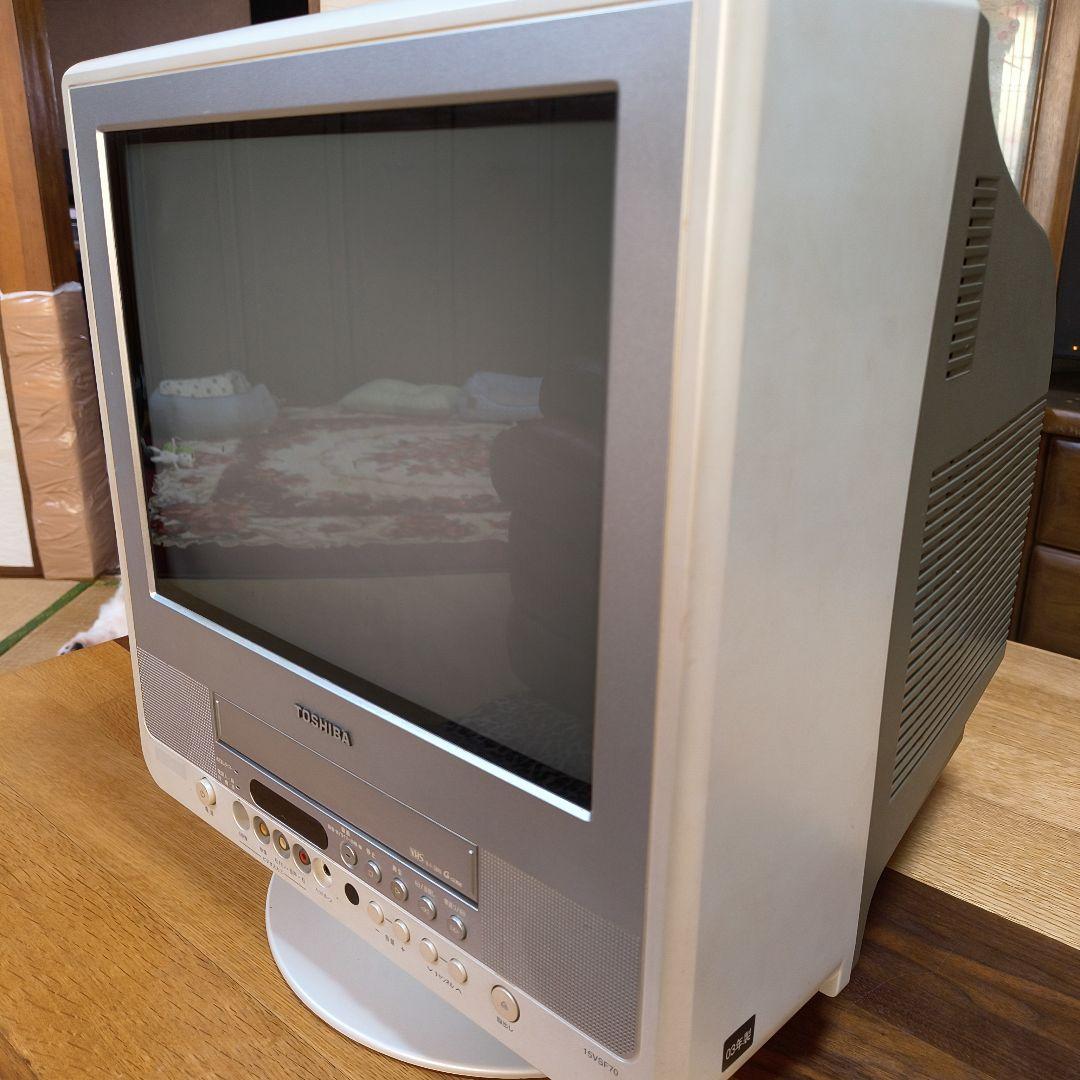 TOSHIBA VHS内蔵テレビ 2003年製