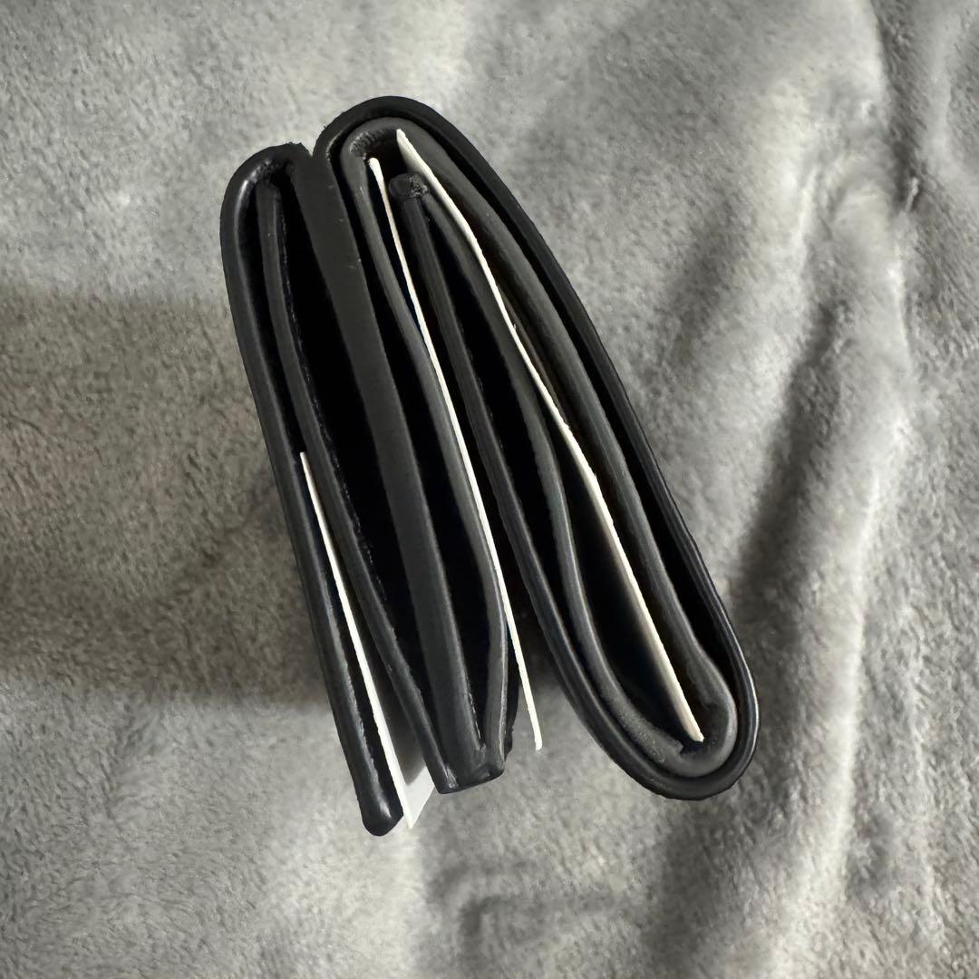 Bottega Veneta ブラック三つ折り財布