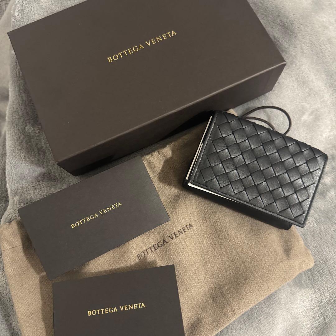 Bottega Veneta ブラック三つ折り財布