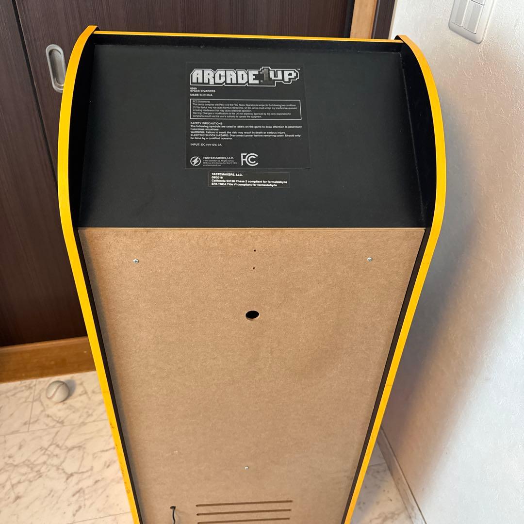 【美品】ARCADE1UP スペースインベーダー 40周年記念モデル　TAITO