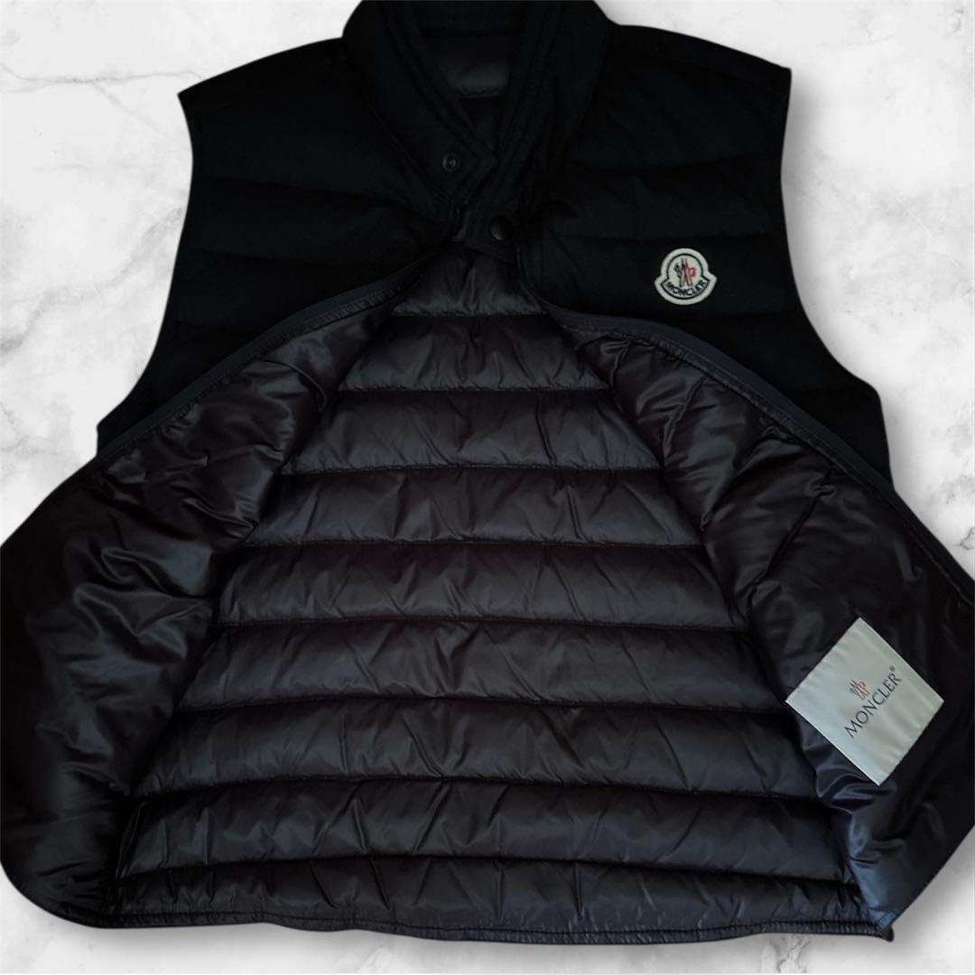 未使用品☆モンクレール　MONCLERダウンベスト