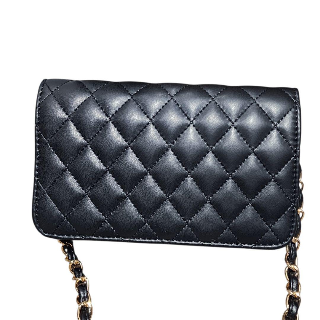 し*ー様 CHANEL　ショルダーバッグ　キルティング　ブラック　ノベルティ