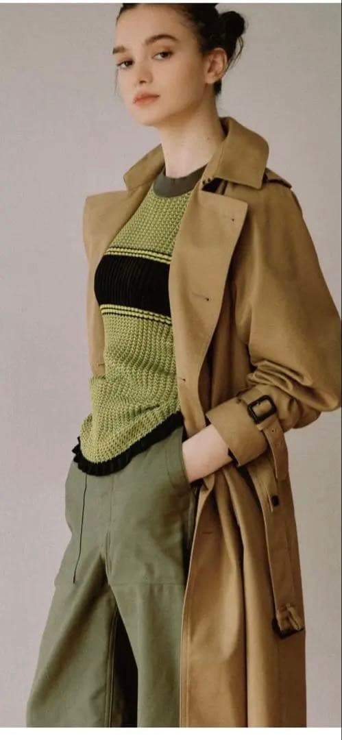 美品⭐︎HYKE ベージュ ダブルブレスト トレンチコート