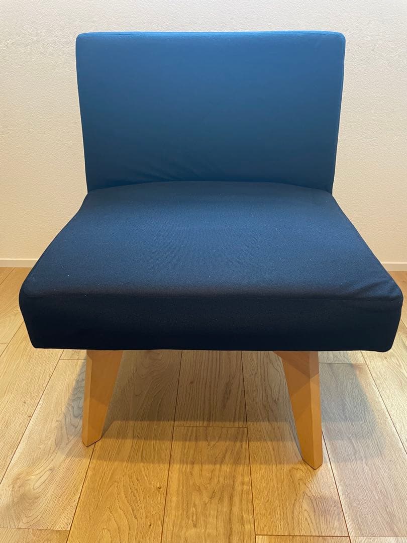 リビングハウス チェア　ラウンジチェア　Low カフェダイニング