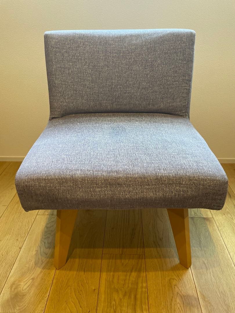 リビングハウス チェア　ラウンジチェア　Low カフェダイニング