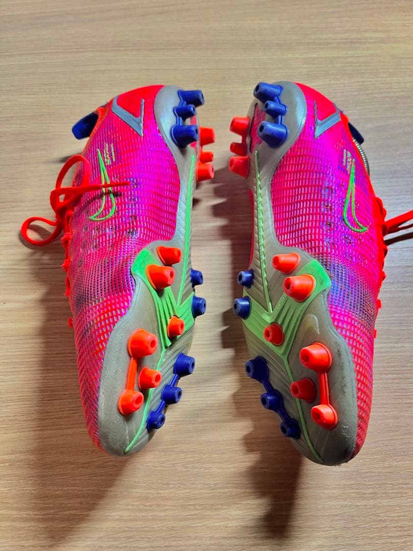 【極美品】NIKE マーキュリアル ヴェイパー 14 エリート AG