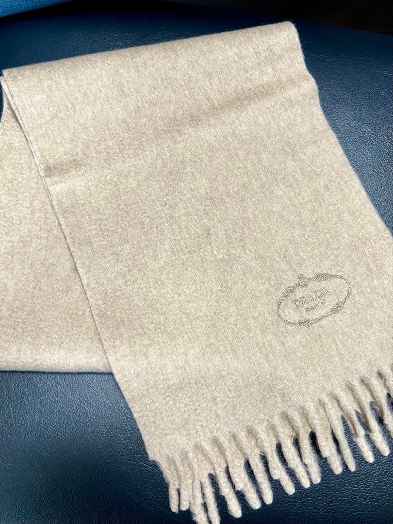 【wtw】PRADA フリンジ付きマフラー ベージュ