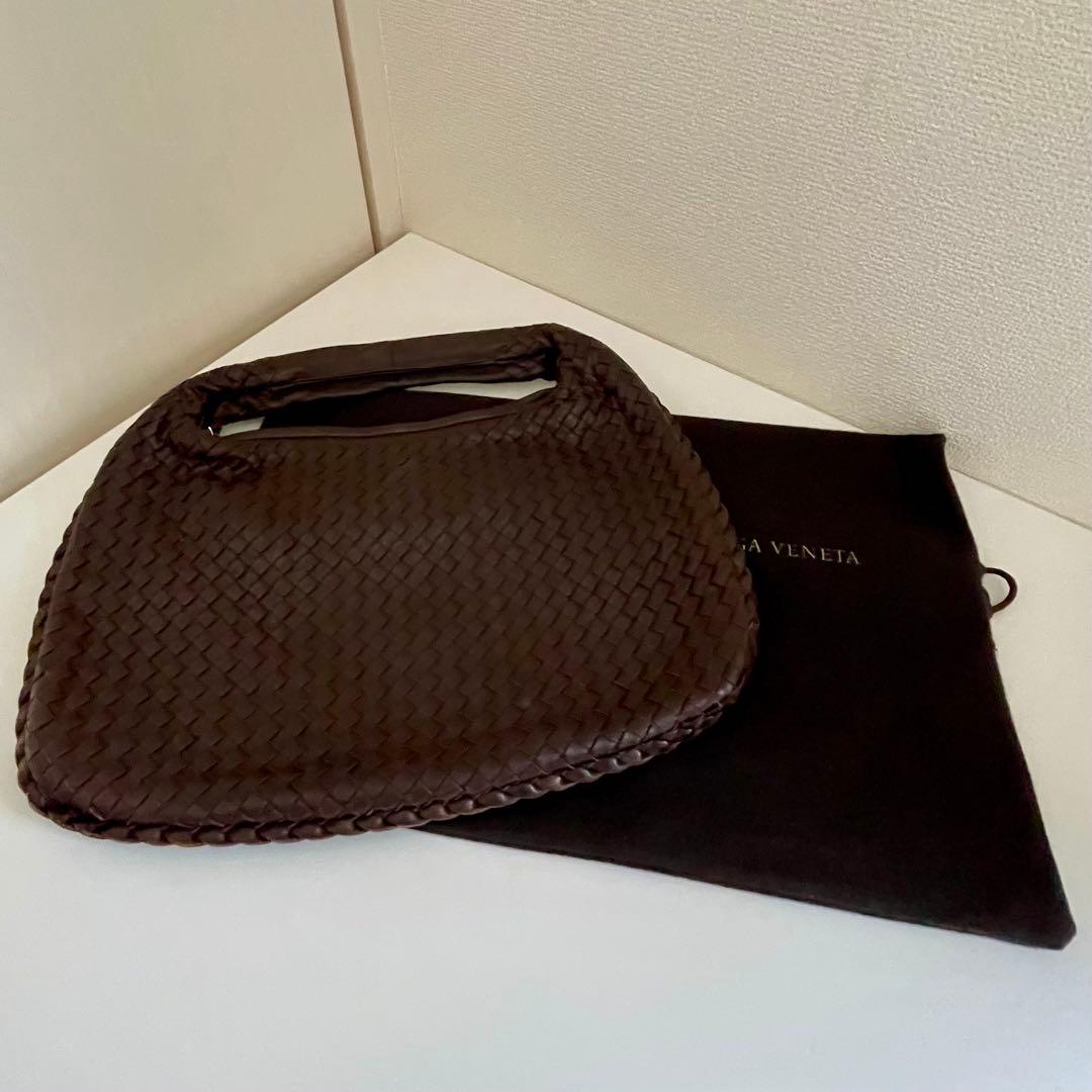 BOTTEGA VENETA ボッテカベネタ　ホーボーバッグ　イントレチャート