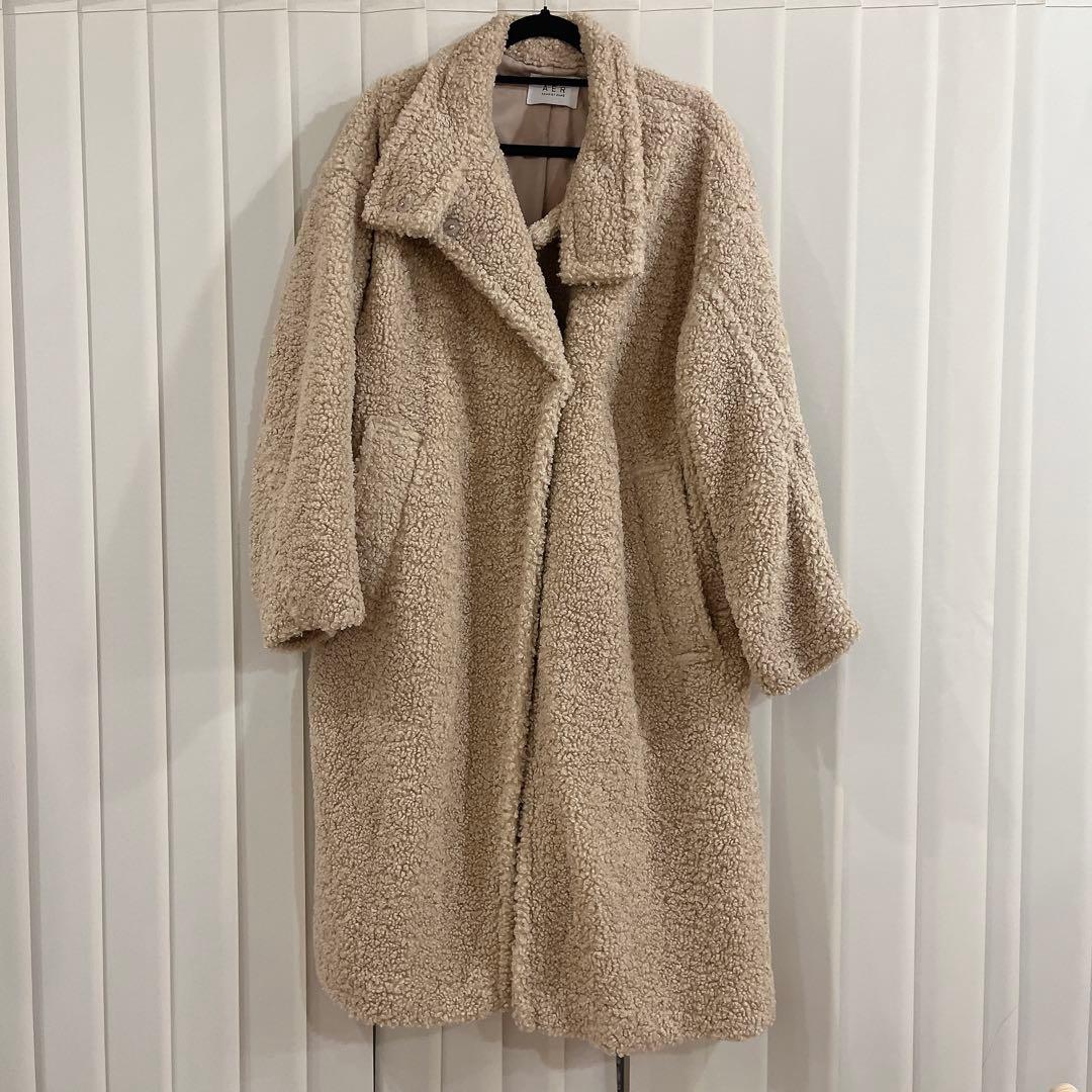 アダムエロペ　スタンドカラーボアコート