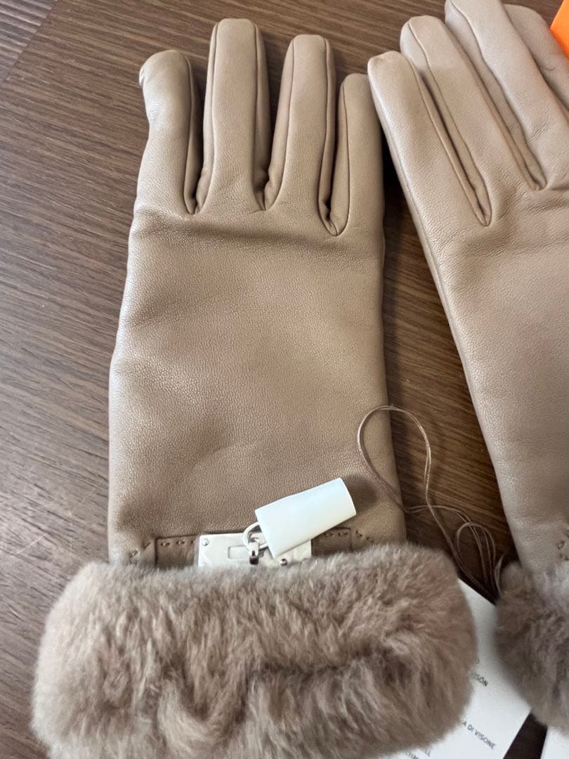 エルメス　ミンクファー付き手袋　 エトゥープ　シルバーケリー金具　7.5 18㎝