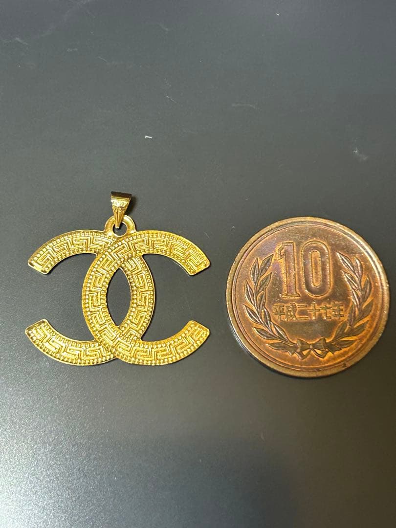 k18/Au750YG ペンダントトップ