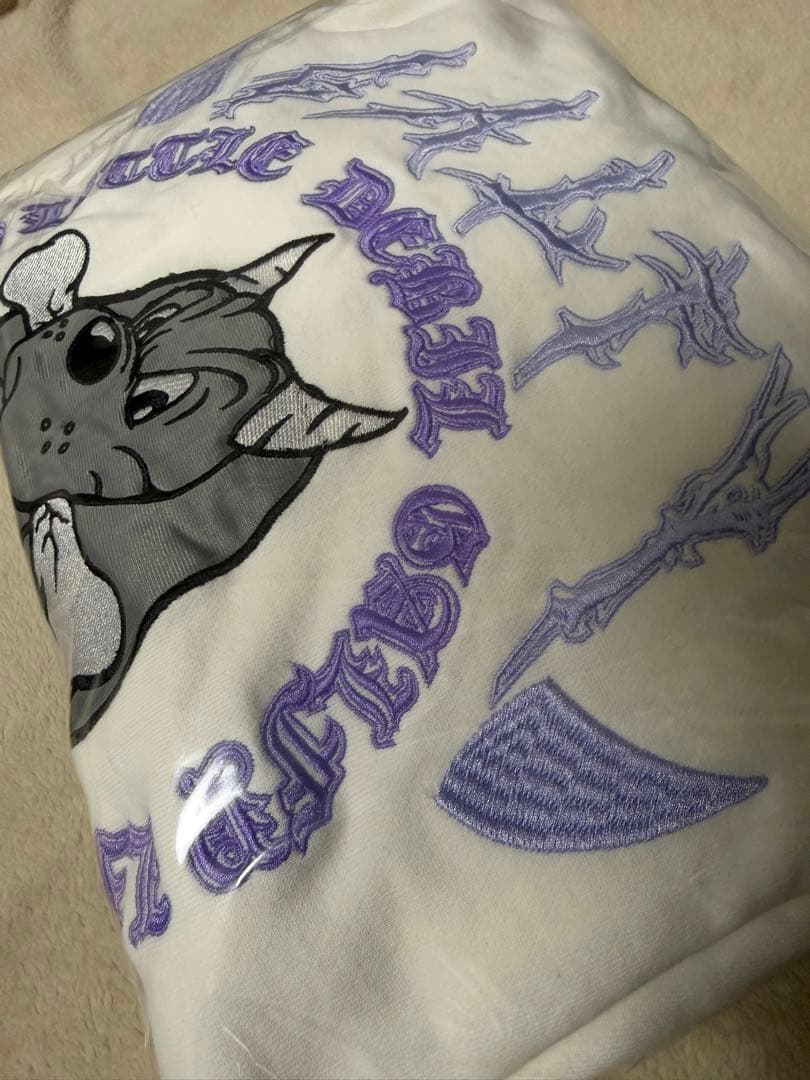 い*る様 【新品半額以下】GALFY/ガルフィー 別注 小悪魔ジップアップパーカ