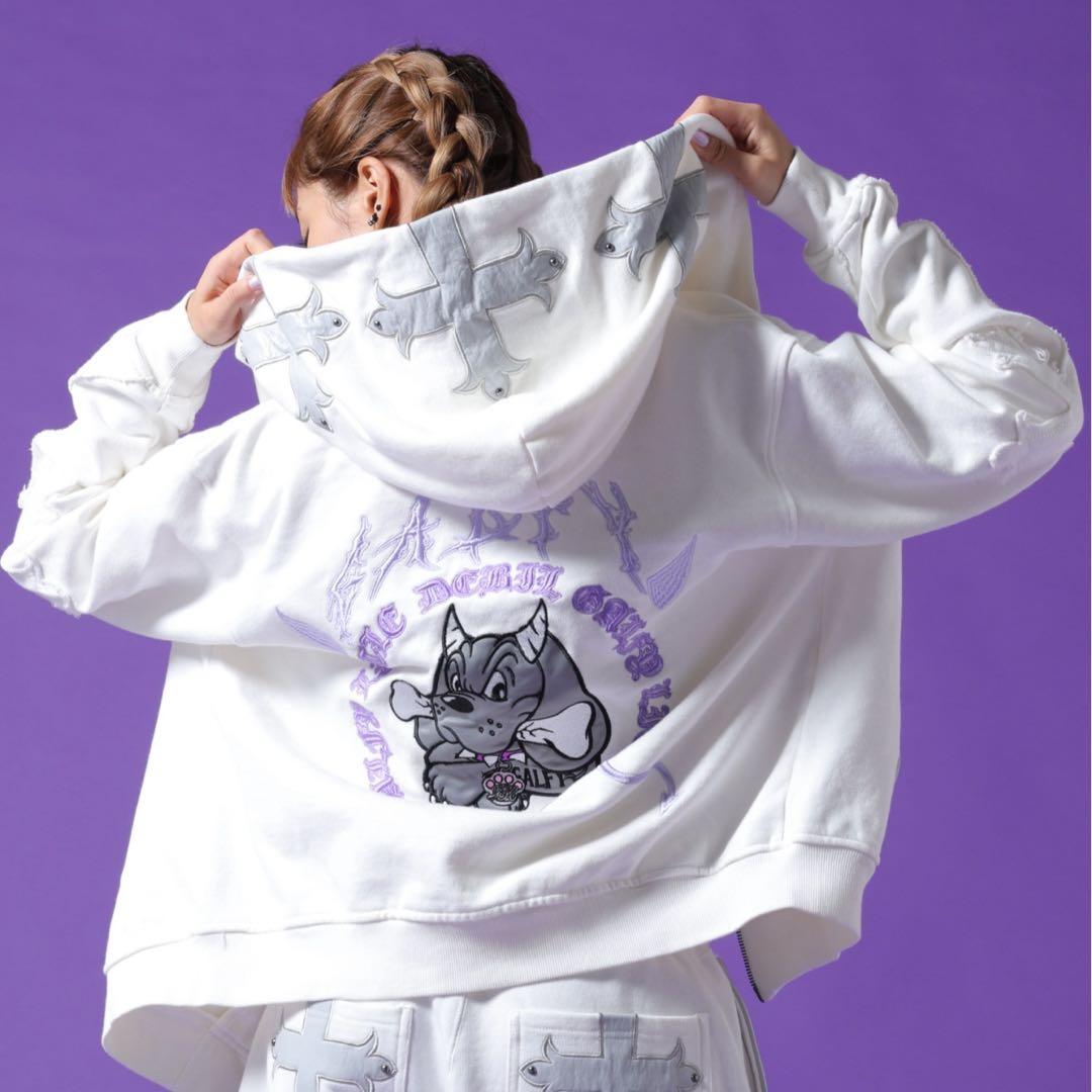 い*る様 【新品半額以下】GALFY/ガルフィー 別注 小悪魔ジップアップパーカ