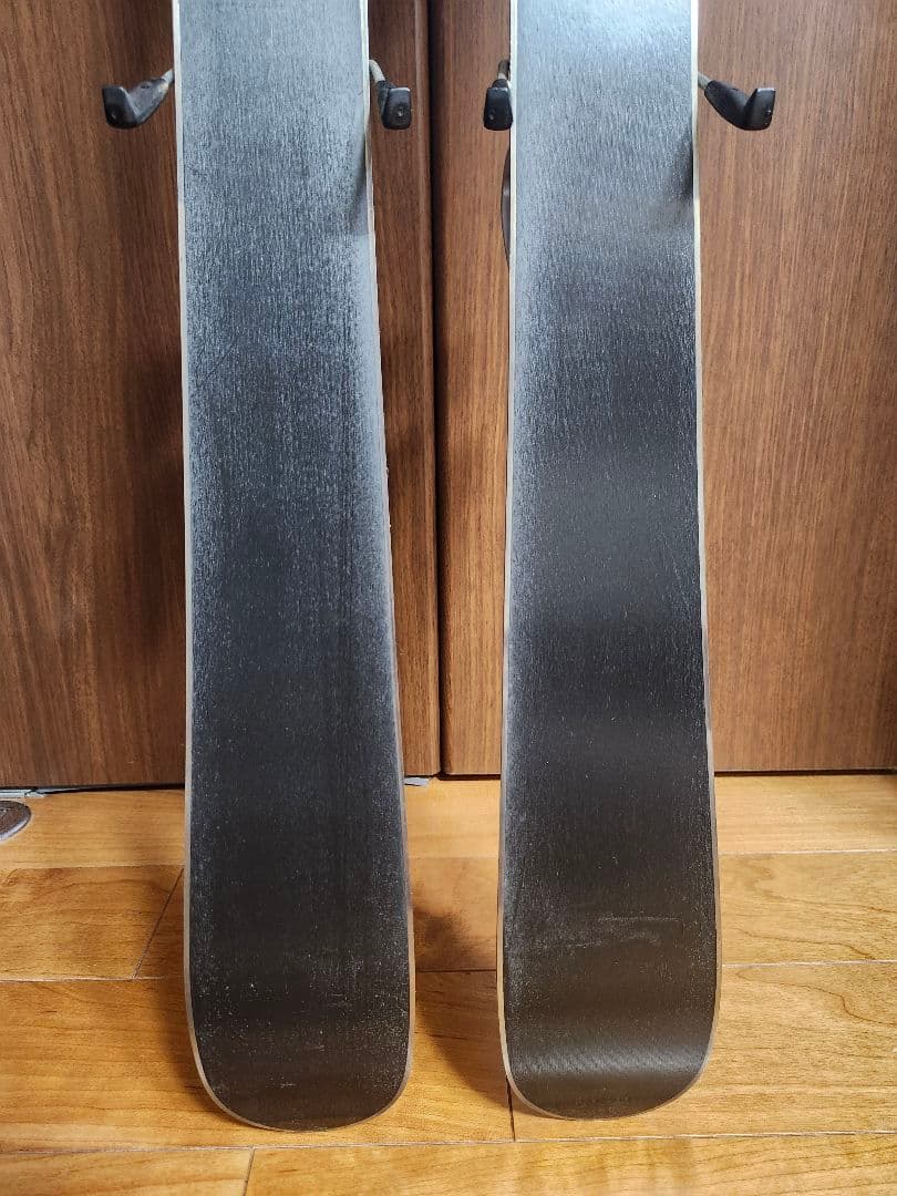 ツインチップ　ヘッド　127cm　Head　スキー板　子供スキー板