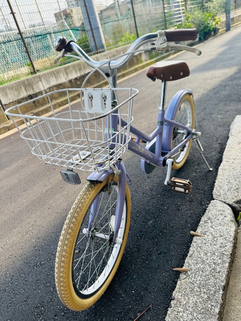 中古車　幼児用　18インチ　美品