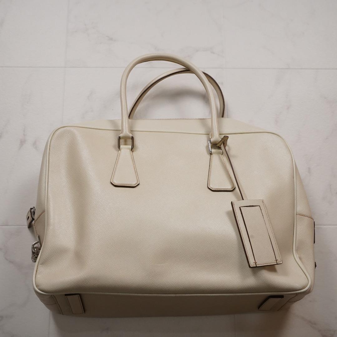 PRADA ビジネスバッグ レザー ホワイト