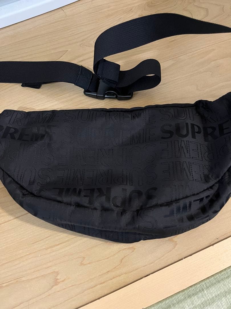 シュプリーム　ウエストバック