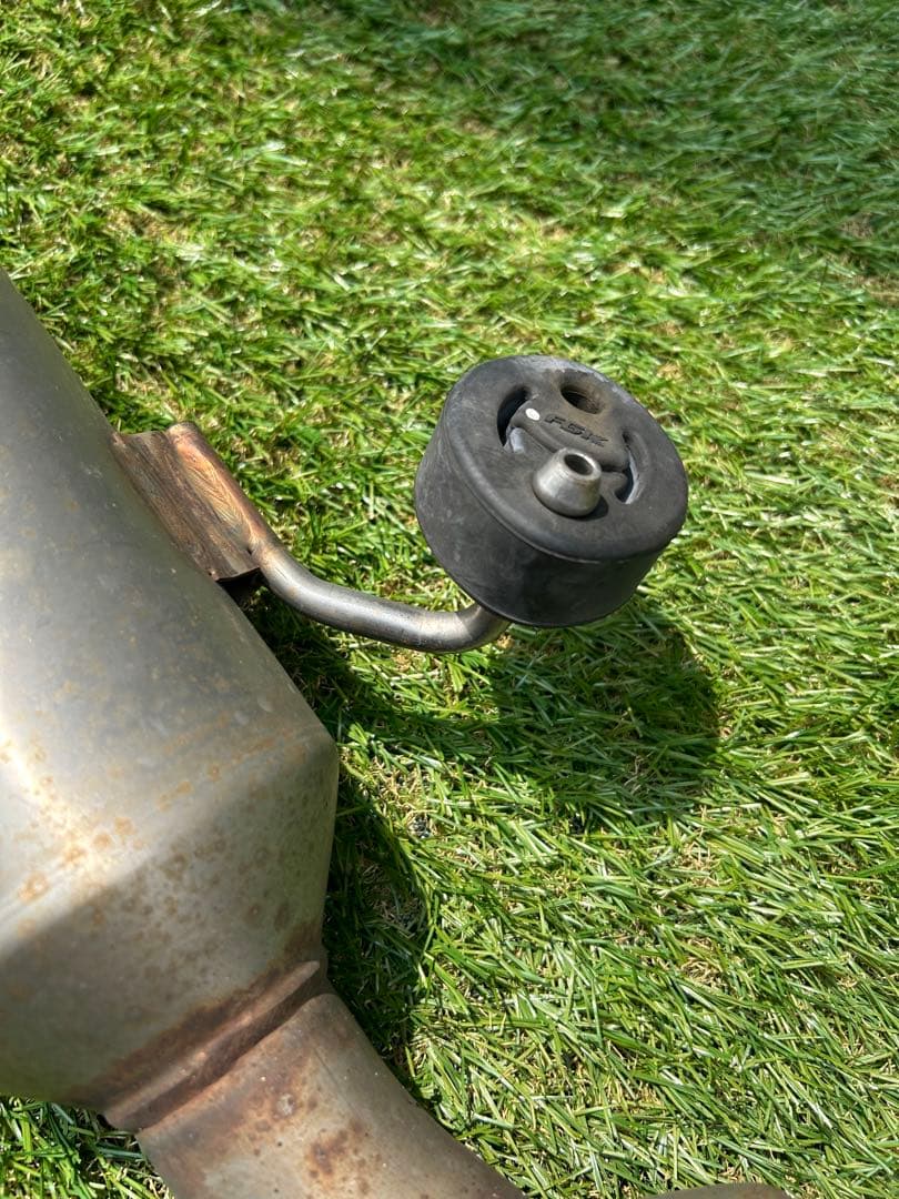 NCP131 vitz フジツボ製　マフラー