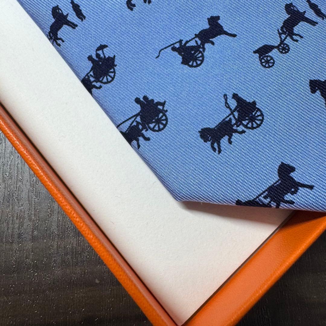 未使用 HERMES エルメス 『デュックとタイガー』モチーフ 馬車柄 ネクタイ