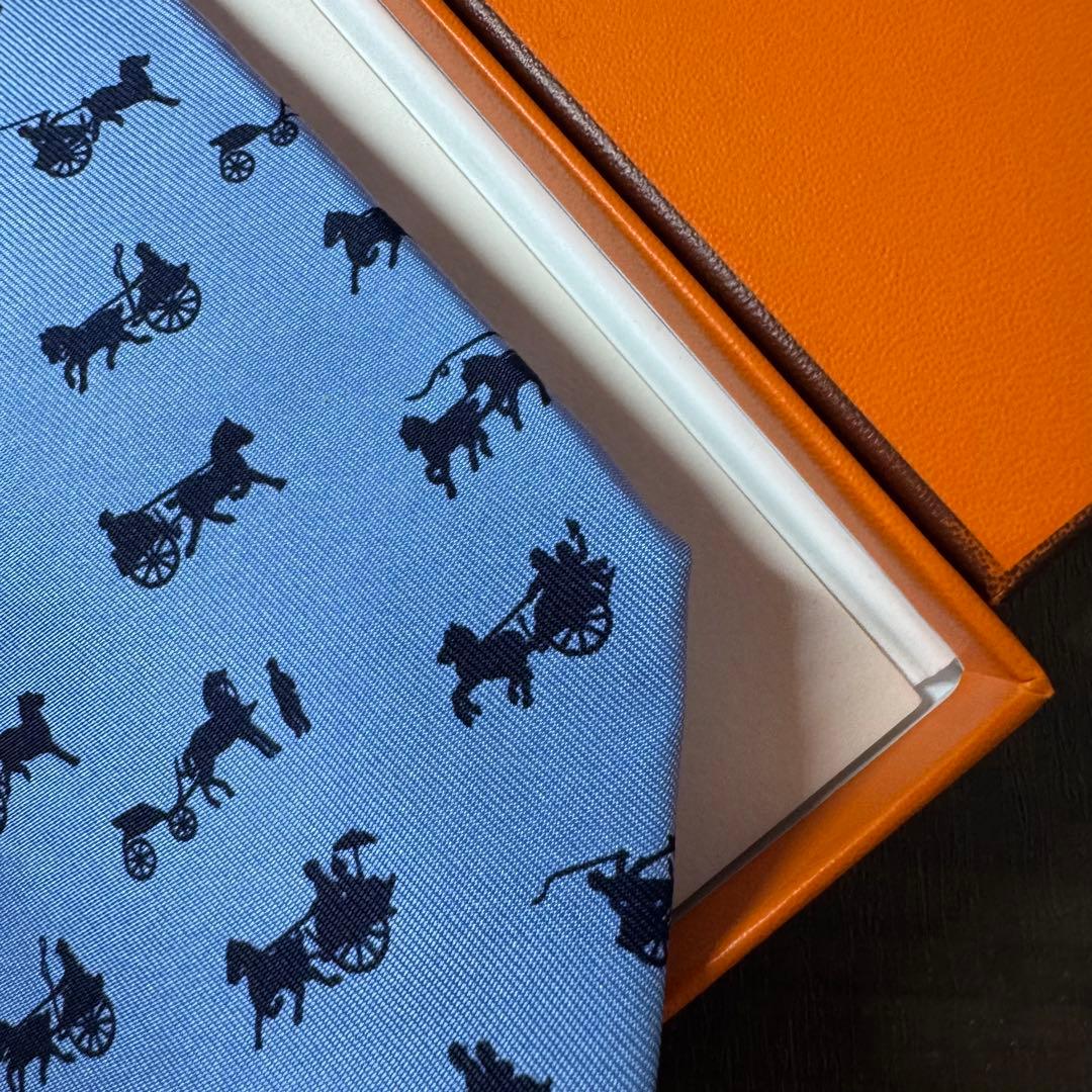 未使用 HERMES エルメス 『デュックとタイガー』モチーフ 馬車柄 ネクタイ