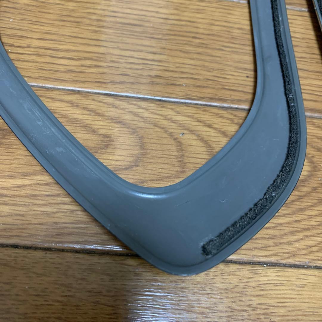 スバル　アウトバックBS9 純正　リヤバンパーモールディング