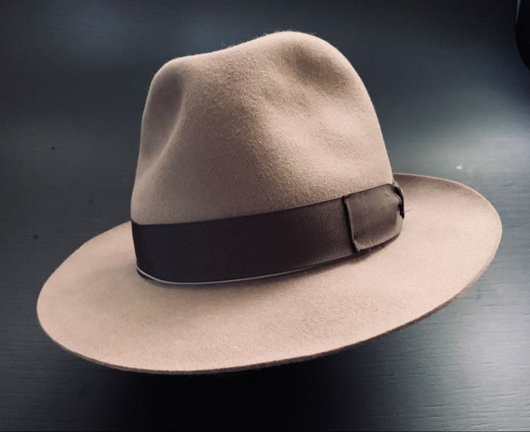 名門Borsalino クラシカルな名型　極上のラザートモデル　¥7万程
